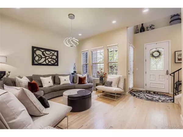 7857 Vallagio Ln, Englewood, CO 80112
