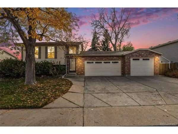 9134 W Monticello Ave, Littleton, CO 80128