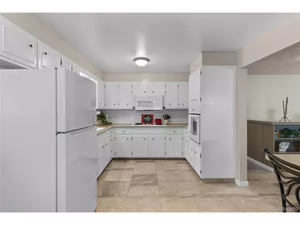 Denver, CO 80231,3320 S Fulton Ct