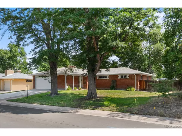 3320 S Fulton Ct, Denver, CO 80231