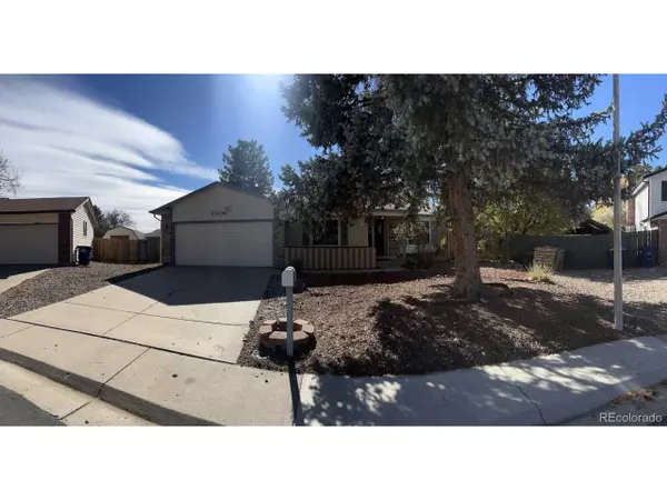 15038 E Greenwood Pl, Aurora, CO 80014