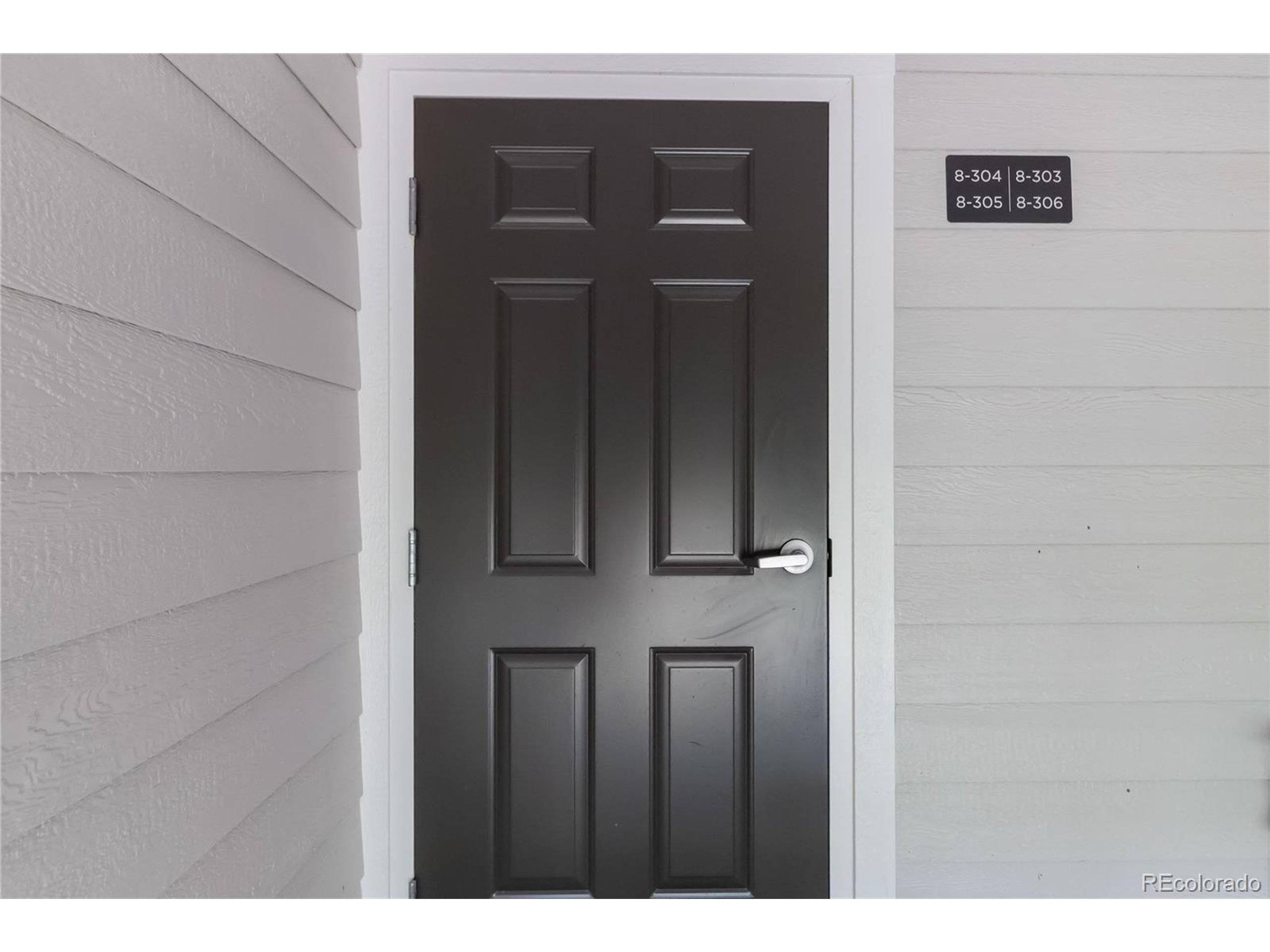 Englewood, CO 80112,15700 E Jamison Dr #305