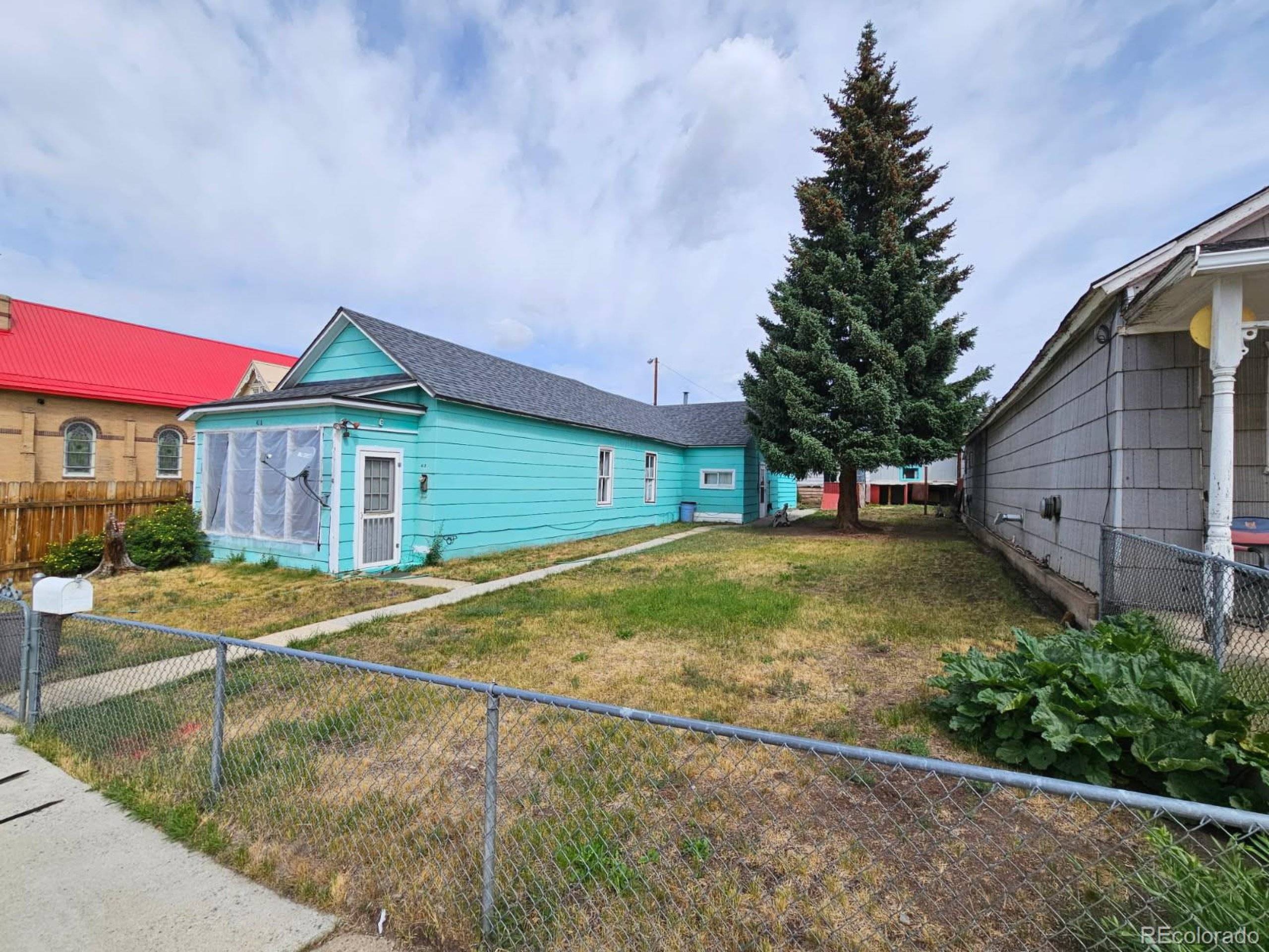 418 W 2nd St, Leadville, CO 80461