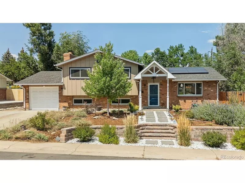 4039 W Hillside Pl, Littleton, CO 80123