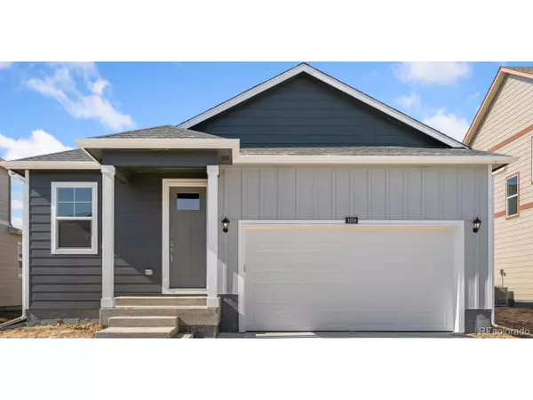 822 Crest St, Lochbuie, CO 80603