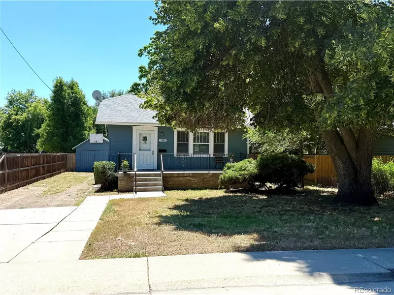 6902 Ralston Rd, Arvada, CO 80002