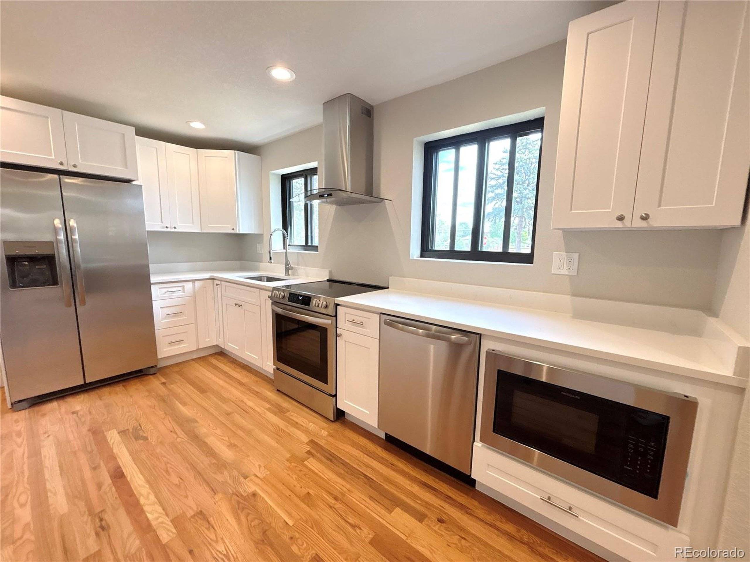 Denver, CO 80207,2895 Poplar St