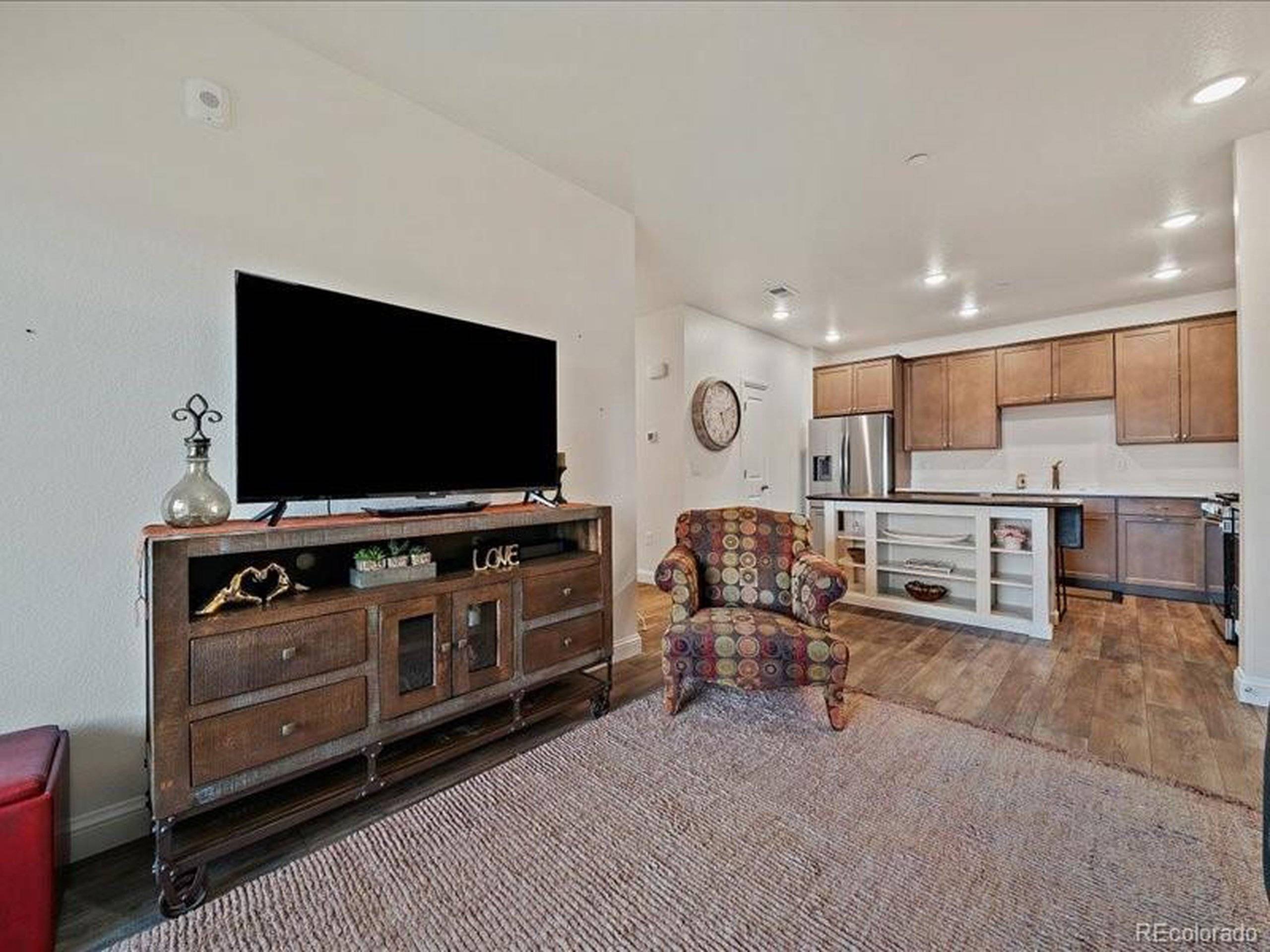 Littleton, CO 80127,9962 W Victoria Pl #106
