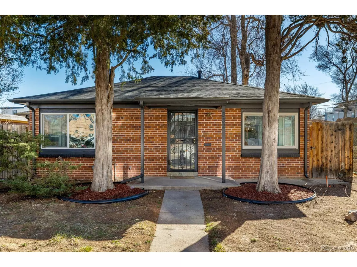 Denver, CO 80220,832 Dahlia St