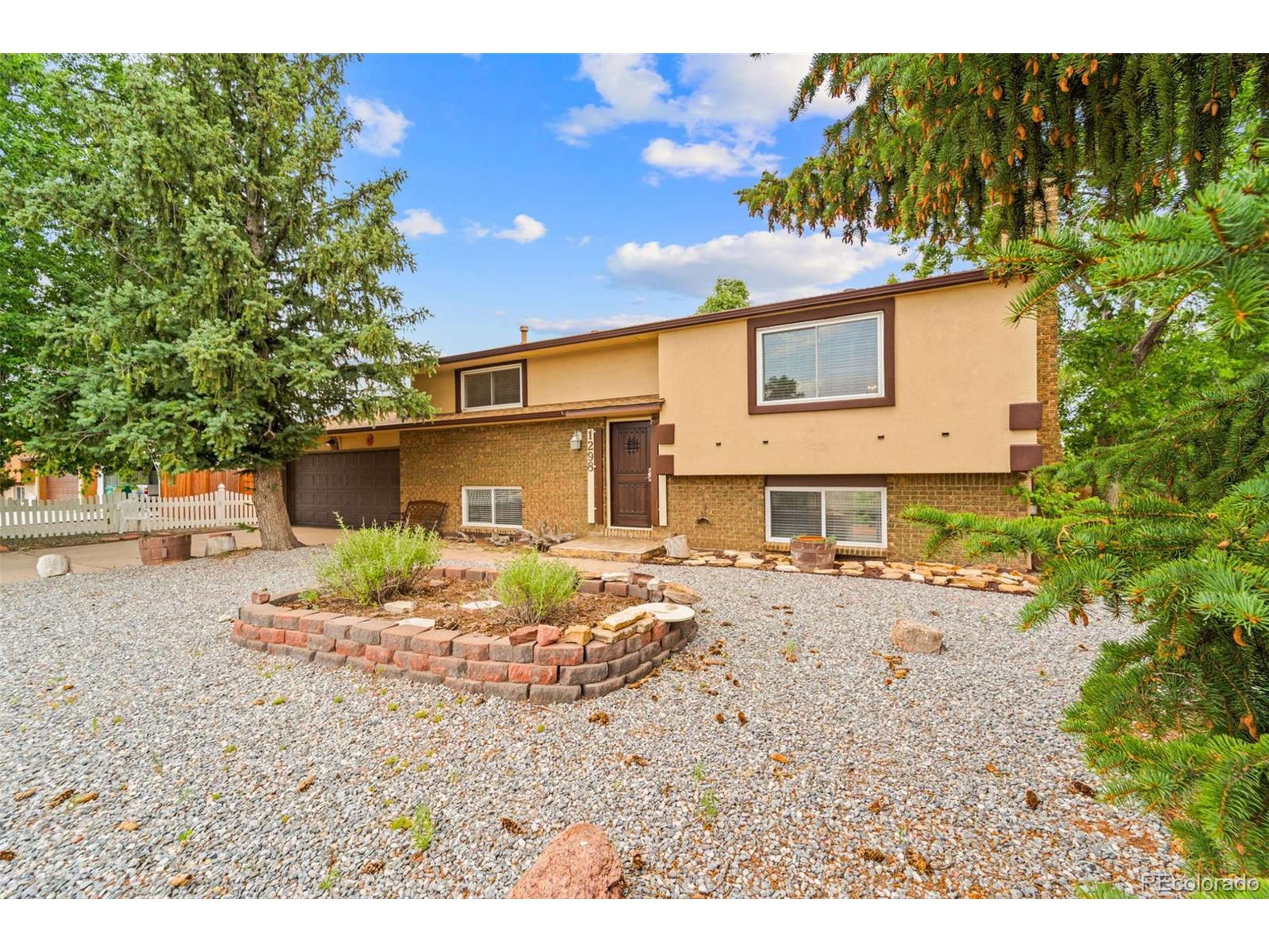 Colorado Springs, CO 80915,1298 Kachina Dr