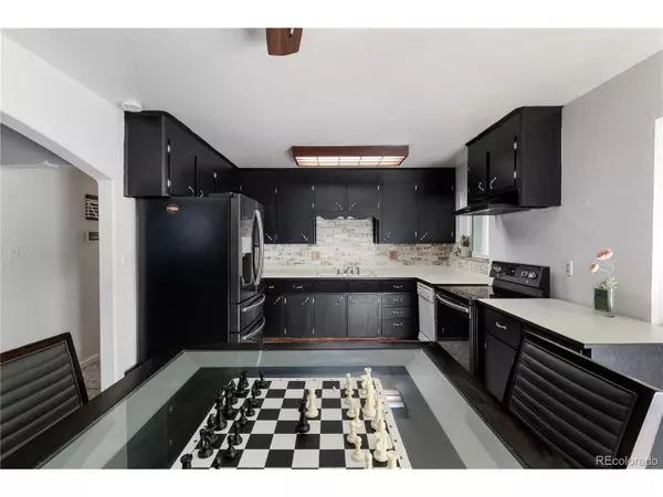 Denver, CO 80236,2725 S Grove St