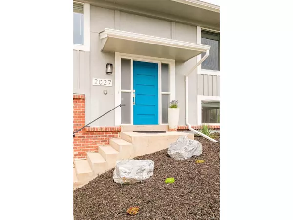 Lakewood, CO 80228,2027 S Welch Cir