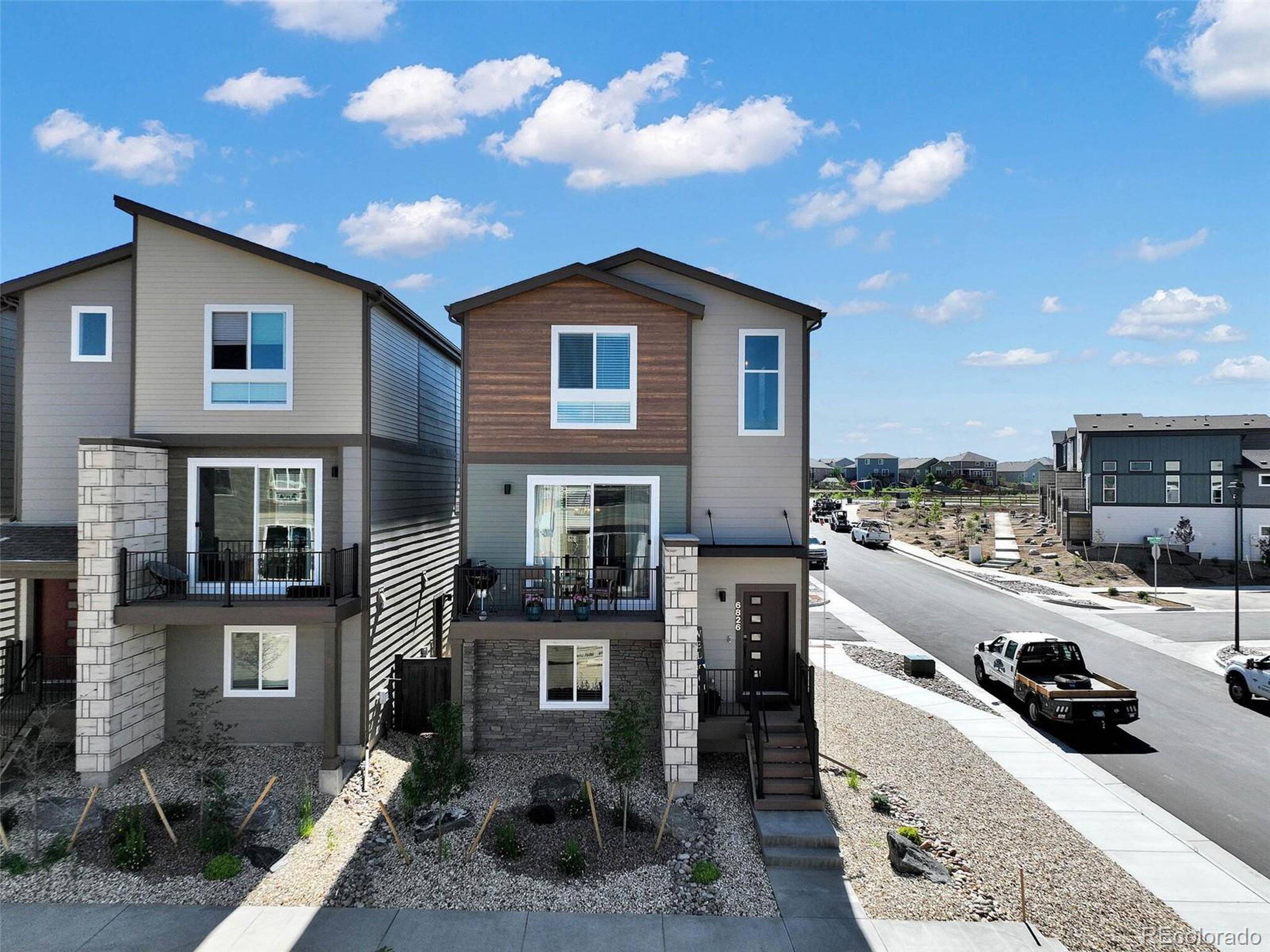 6826 Starry Night Ln, Colorado Springs, CO 80923