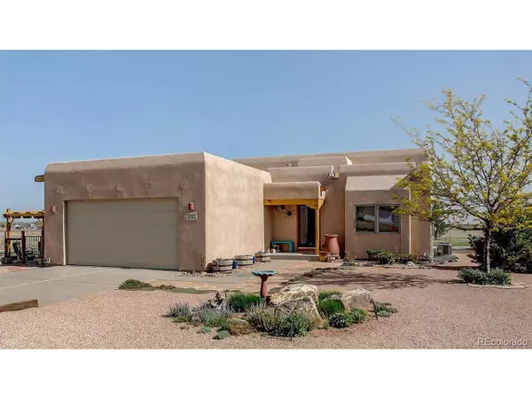 866 W Moccasin Dr, Pueblo West, CO 81007