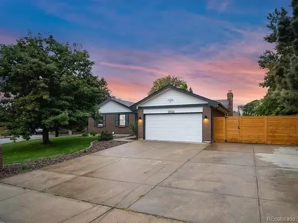 7651 Robb St, Arvada, CO 80005