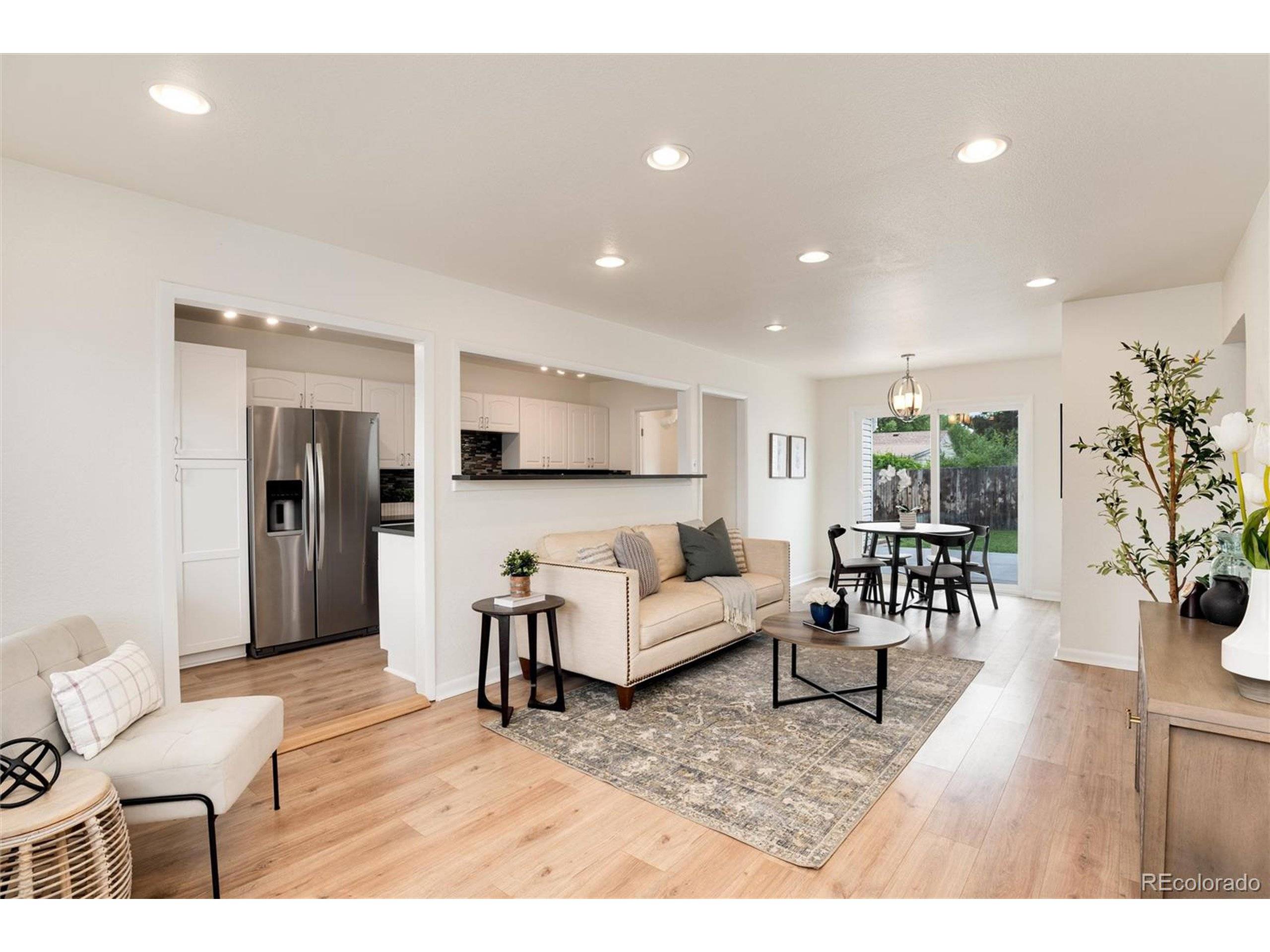 Denver, CO 80222,2986 S Elm St