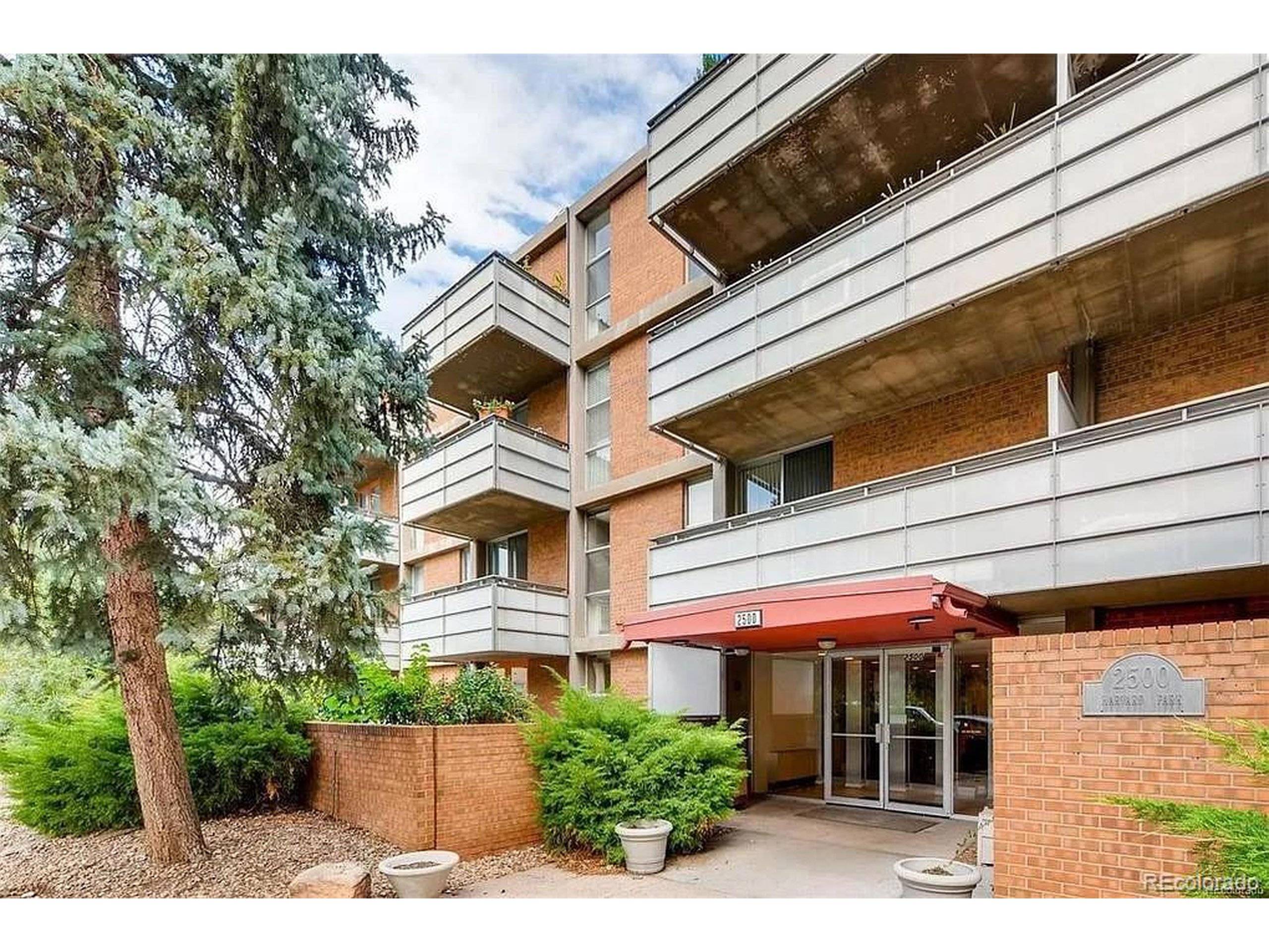 2500 S York St #401, Denver, CO 80210