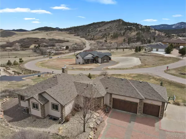 5265 Club Ct, Larkspur, CO 80118