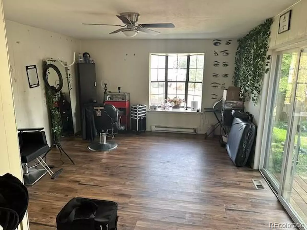 Northglenn, CO 80233,10688 Northglenn Dr