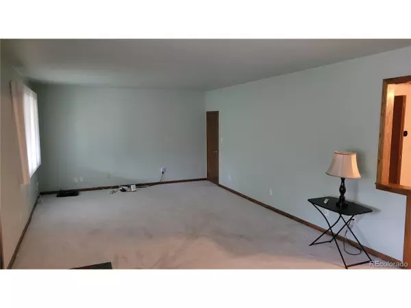 Julesburg, CO 80737,220 E 5th St