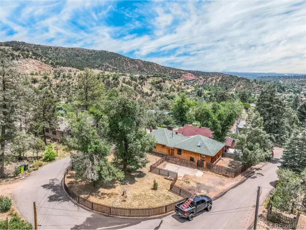 217 Duncan Ave, Manitou Springs, CO 80829