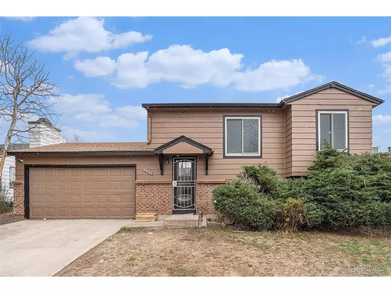 4490 Dillon St, Denver, CO 80239