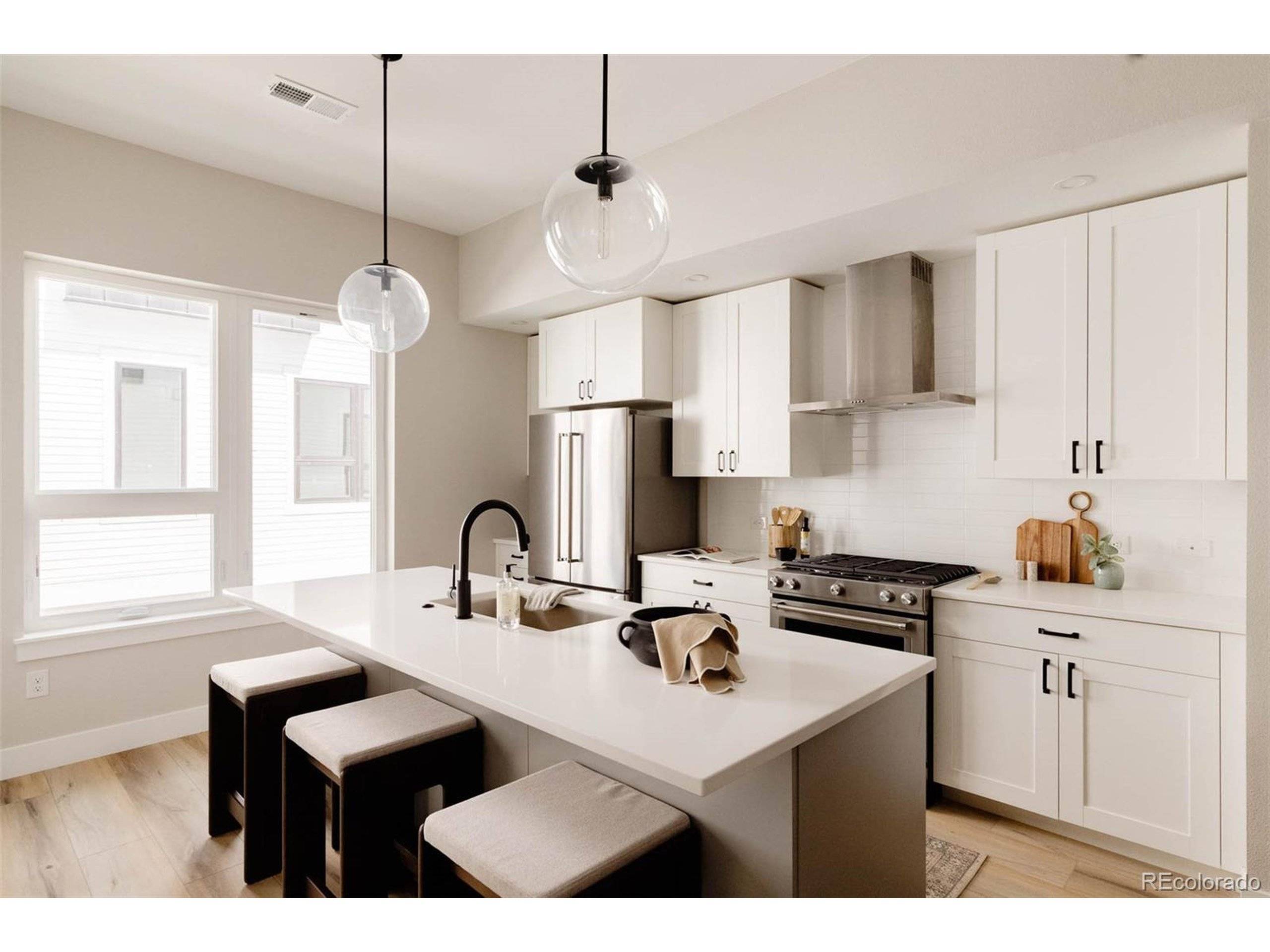 Denver, CO 80238,8260 E 36th Ave #31