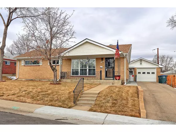 909 Ogden Cir, Northglenn, CO 80233