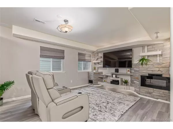 14933 E Crestridge Dr, Centennial, CO 80015