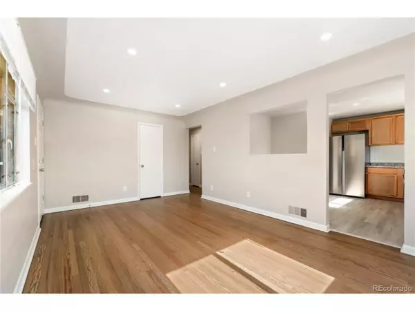 Denver, CO 80207,3327 Krameria St