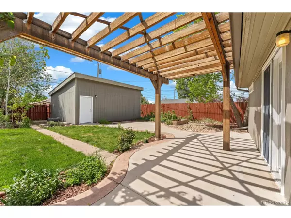 Denver, CO 80207,2965 Ivy St