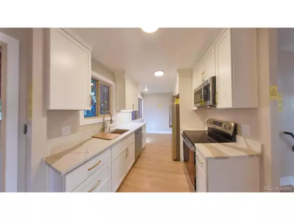 Littleton, CO 80123,4415 W Ponds Cir