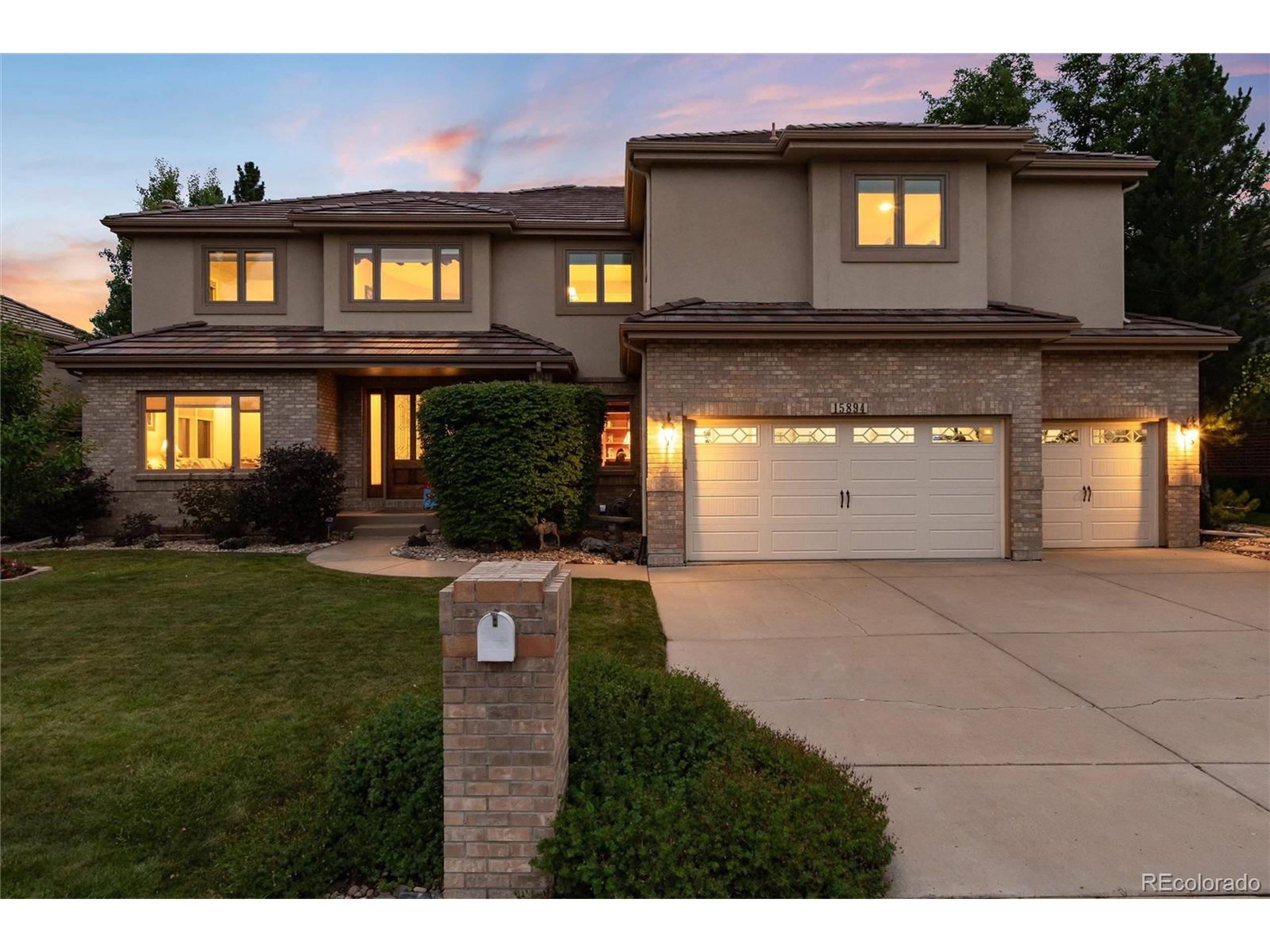 15894 W 67th Pl, Arvada, CO 80007