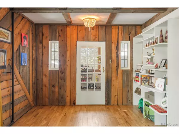 Nederland, CO 80466,590 W Pine St