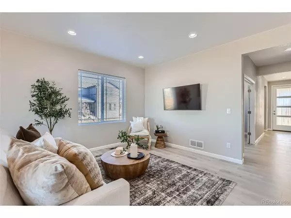 Aurora, CO 80018,711 N Waterloo Ct