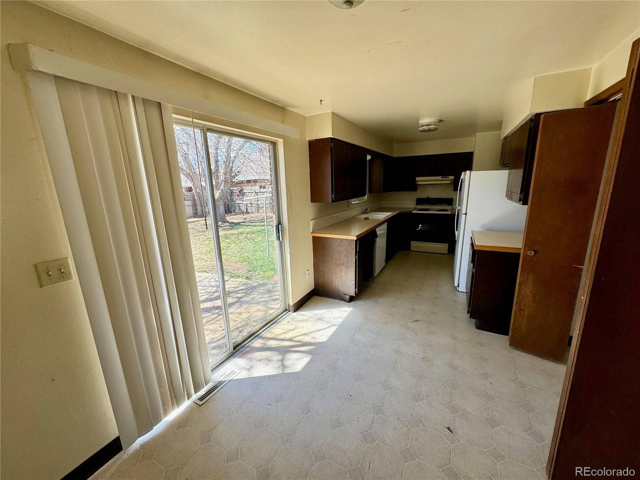 Longmont, CO 80501,911 Tony Pl