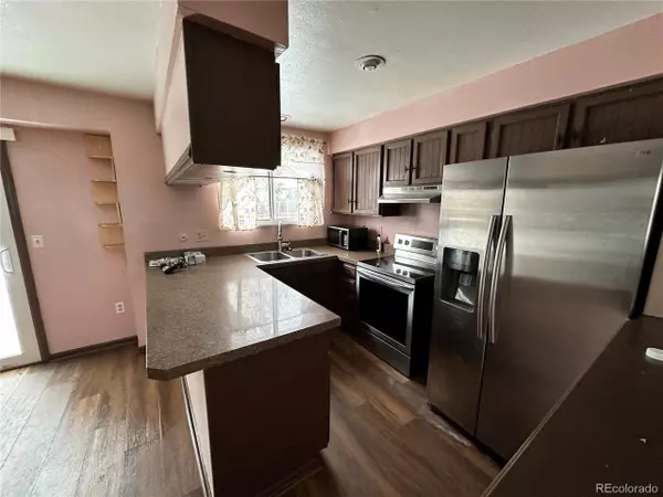 Centennial, CO 80015,17422 E Progress Dr