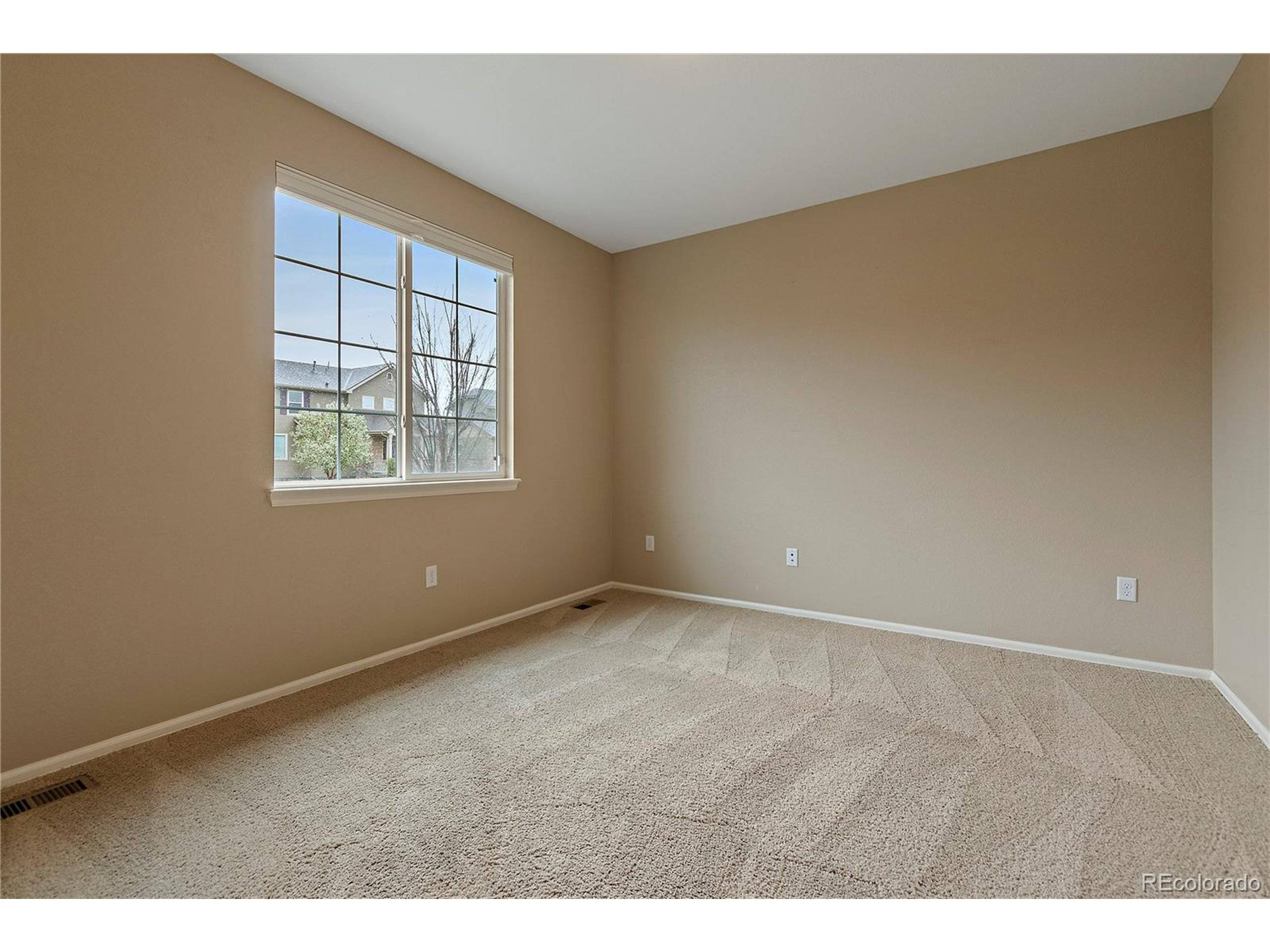 Aurora, CO 80019,6097 N Flanders St