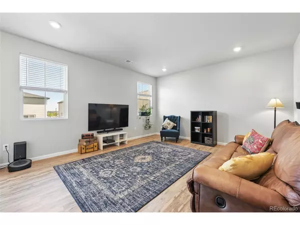Aurora, CO 80018,27125 E Bayaud Ave