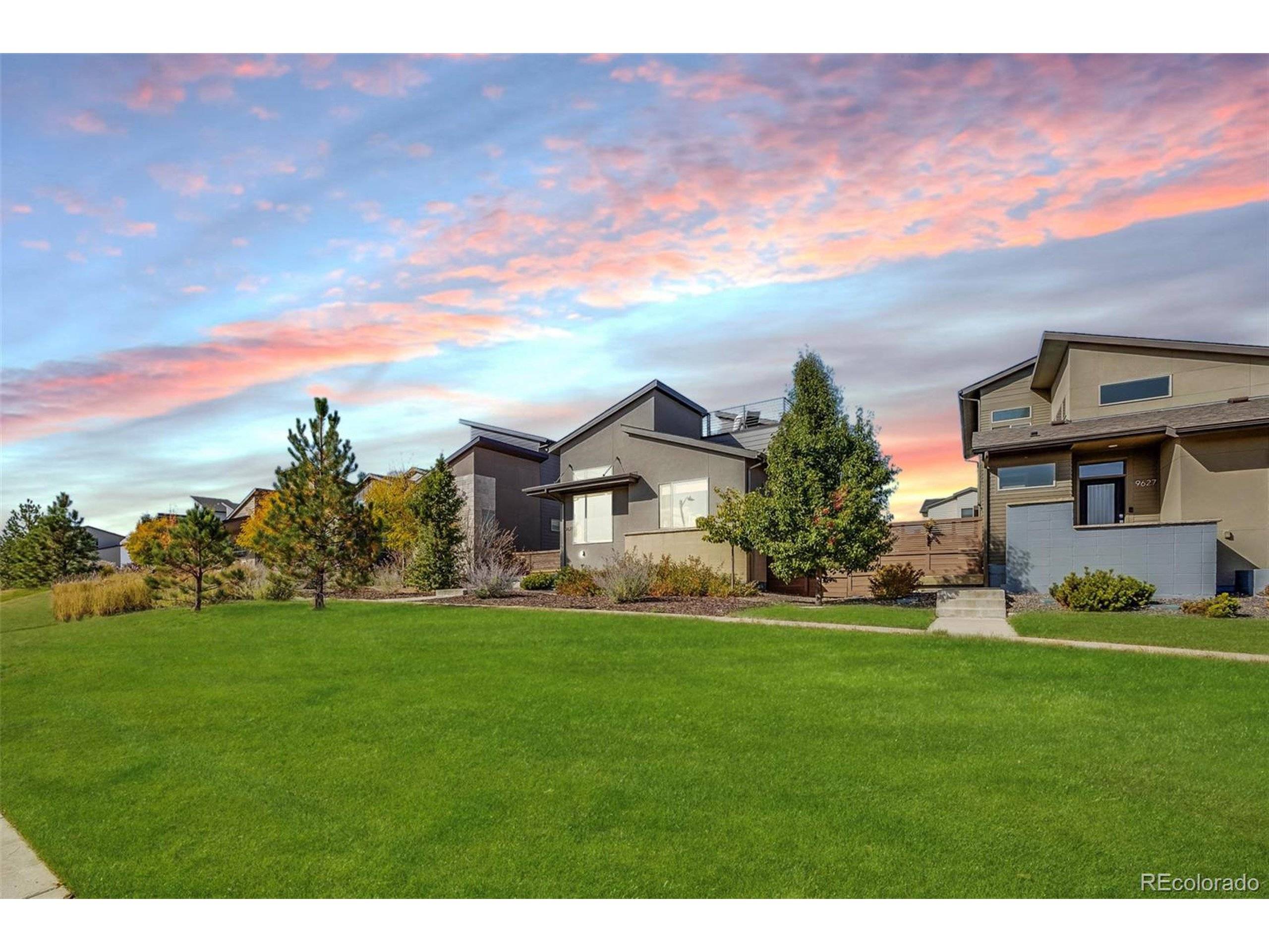 Littleton, CO 80125,9621 Taylor River Cir