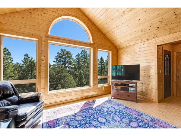 Howard, CO 81233,83 Forest Ln