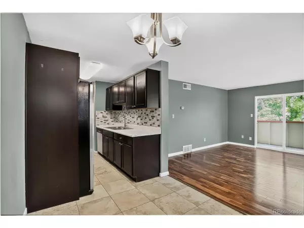 Thornton, CO 80260,10211 Ura Ln #208