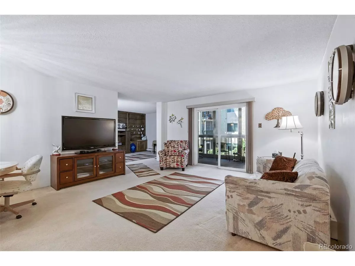 Aurora, CO 80014,3082 S Wheeling Way #205