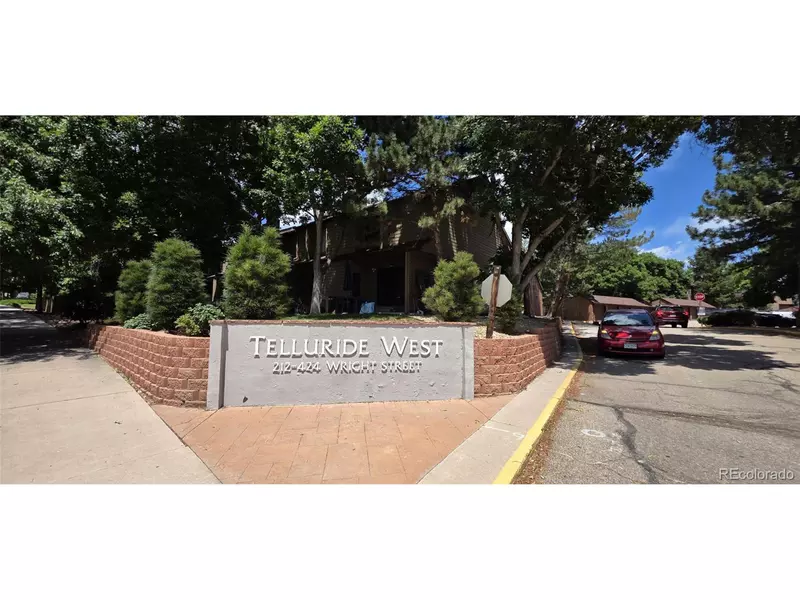 220 Wright St #302, Lakewood, CO 80228