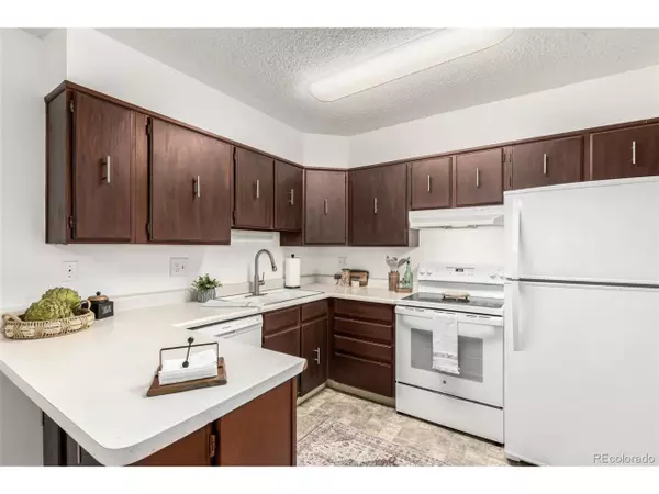 3450 S Poplar St #109, Denver, CO 80224