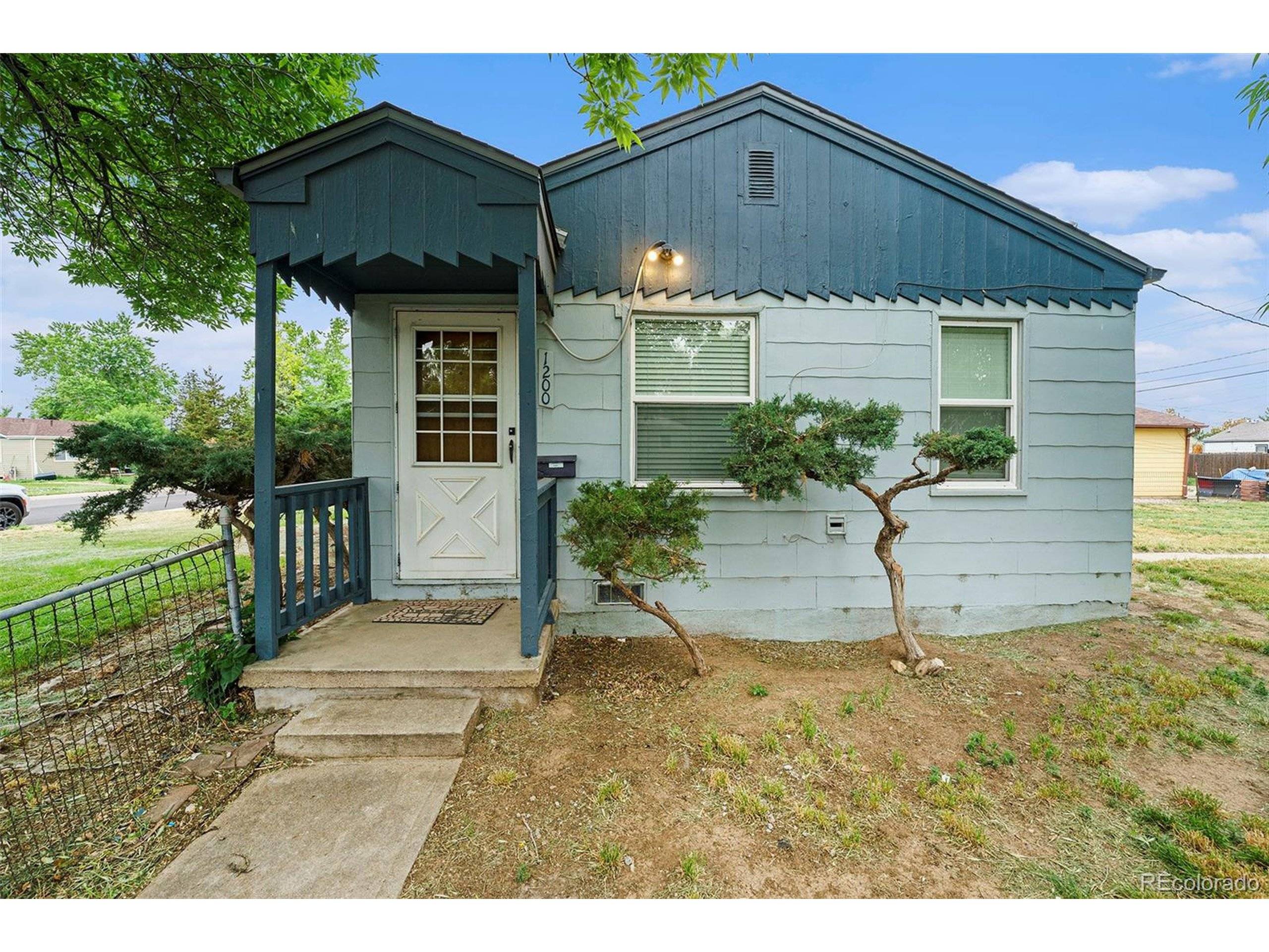 1200 Newark St, Aurora, CO 80010