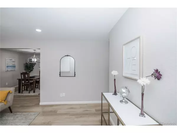 Aurora, CO 80012,637 S Worchester St