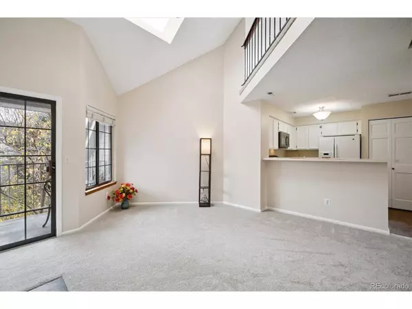 Lakewood, CO 80226,822 S Vance St #C