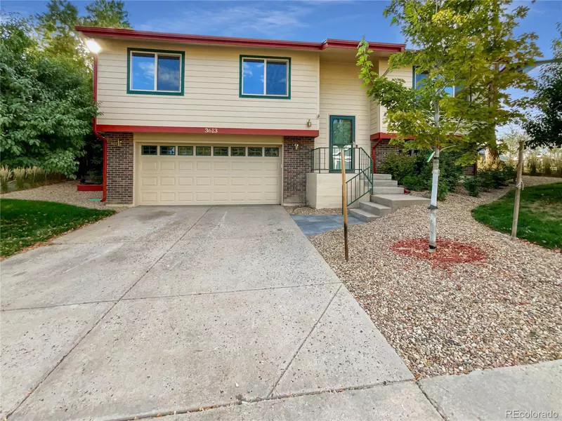 3613 S Richfield Cir, Aurora, CO 80013