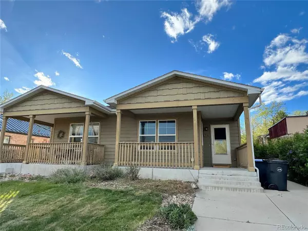 718 Iowa St, Golden, CO 80403